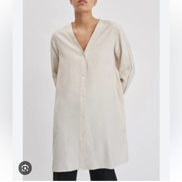 Filippa K “Isobel” NWOT size 34 (4 US) dress shirt in ivory/cream oversized - Picture 16 of 16